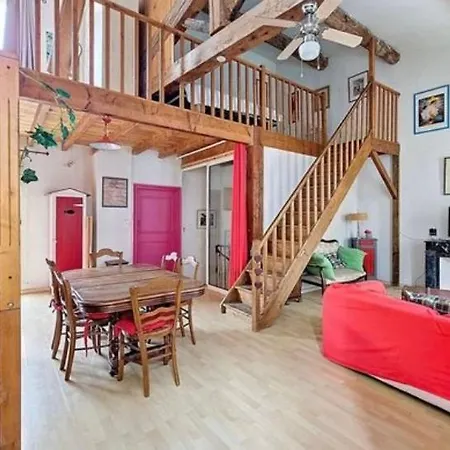 Apartamento La Maison Bleue De - Loft 1 *